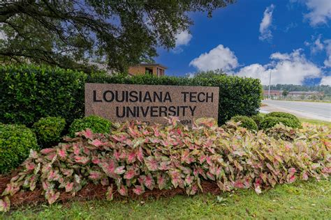 Woman dies after being stabbed in random attack at Louisiana Tech University; 2 others hospitalized